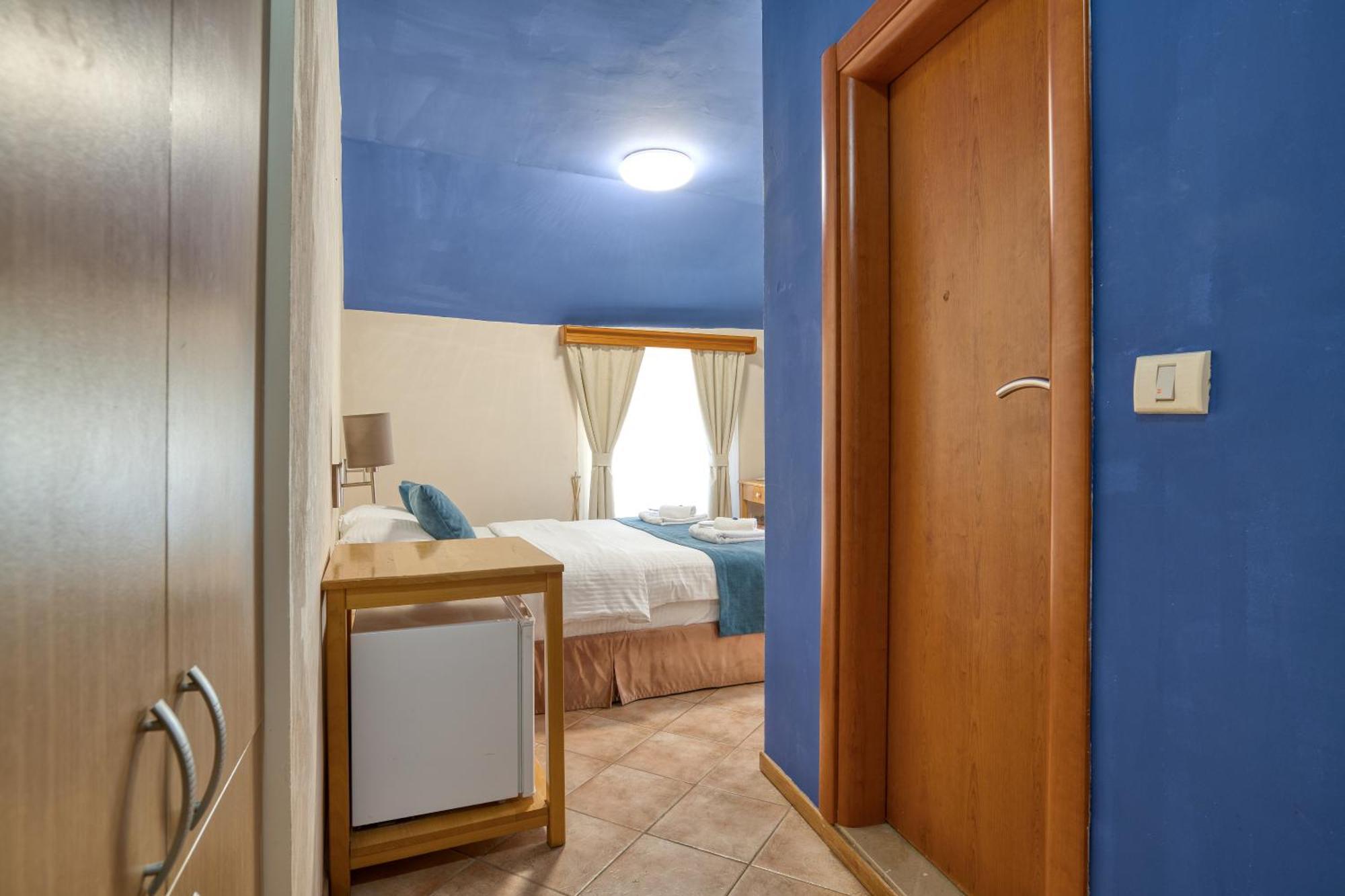 Hotel Rendez Vous Kotor Extérieur photo