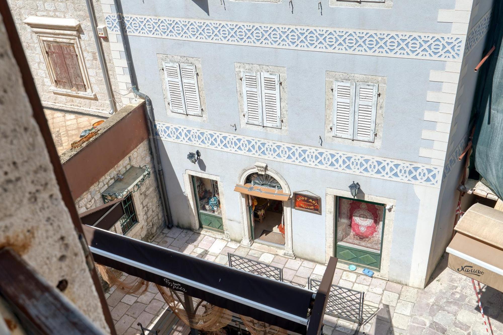 Hotel Rendez Vous Kotor Extérieur photo